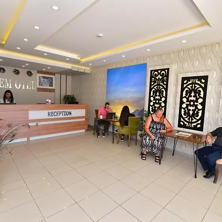 Erdem Hotel Antália